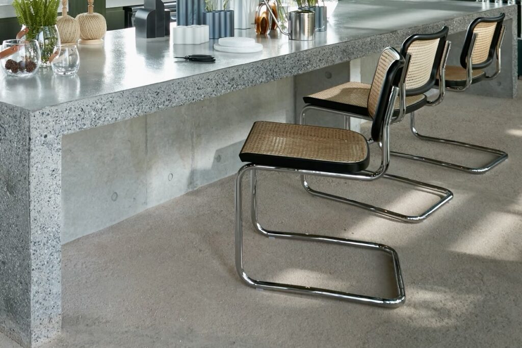 Knoll（ノル）　　　